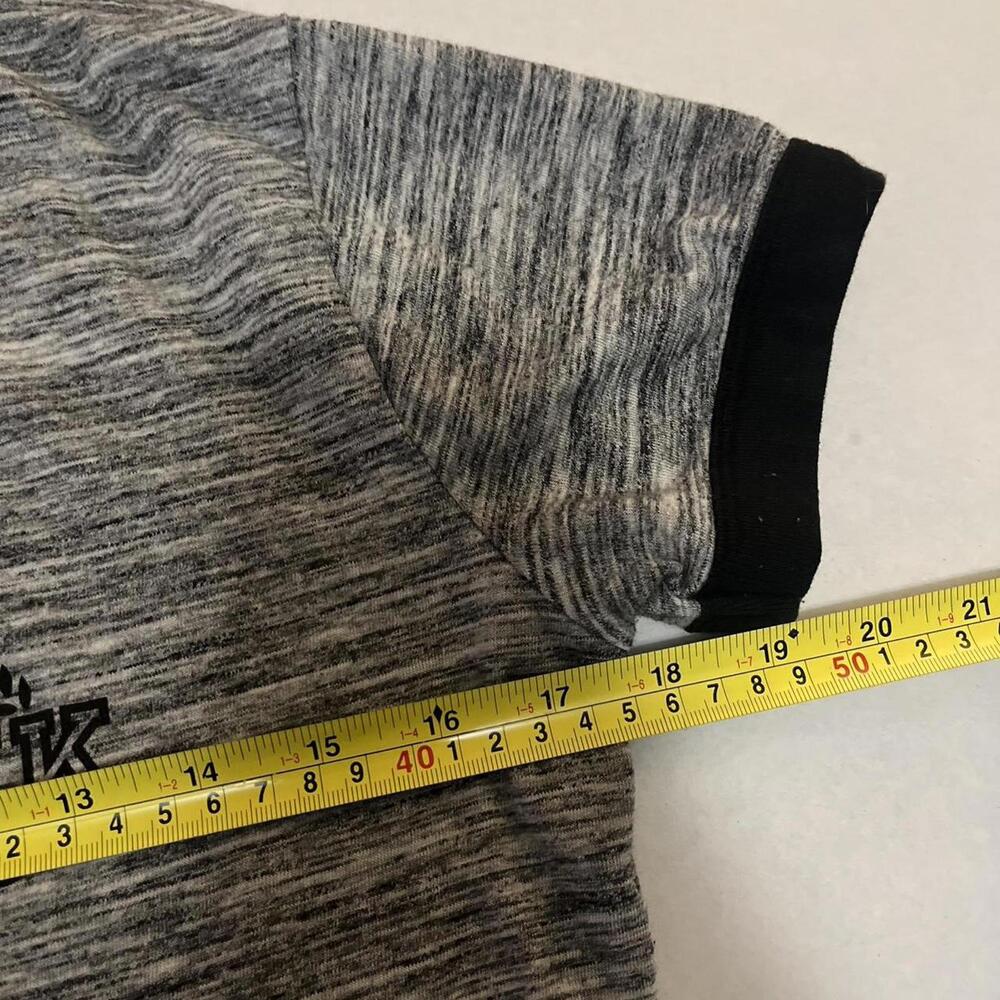 VS pink graphic tee - Picture 6 of 8